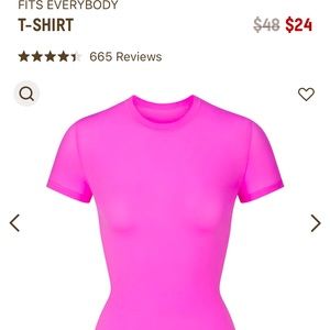 Skims fits everybody t-shirt